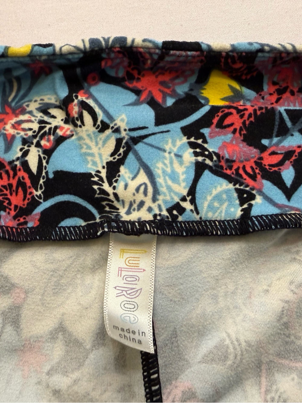 Lularoe Butter Soft Leggings TC2 - Picture 2 of 3